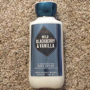 Bath and body Works body lotion